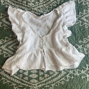 American Eagle Outfitters White Ruffled Blouse